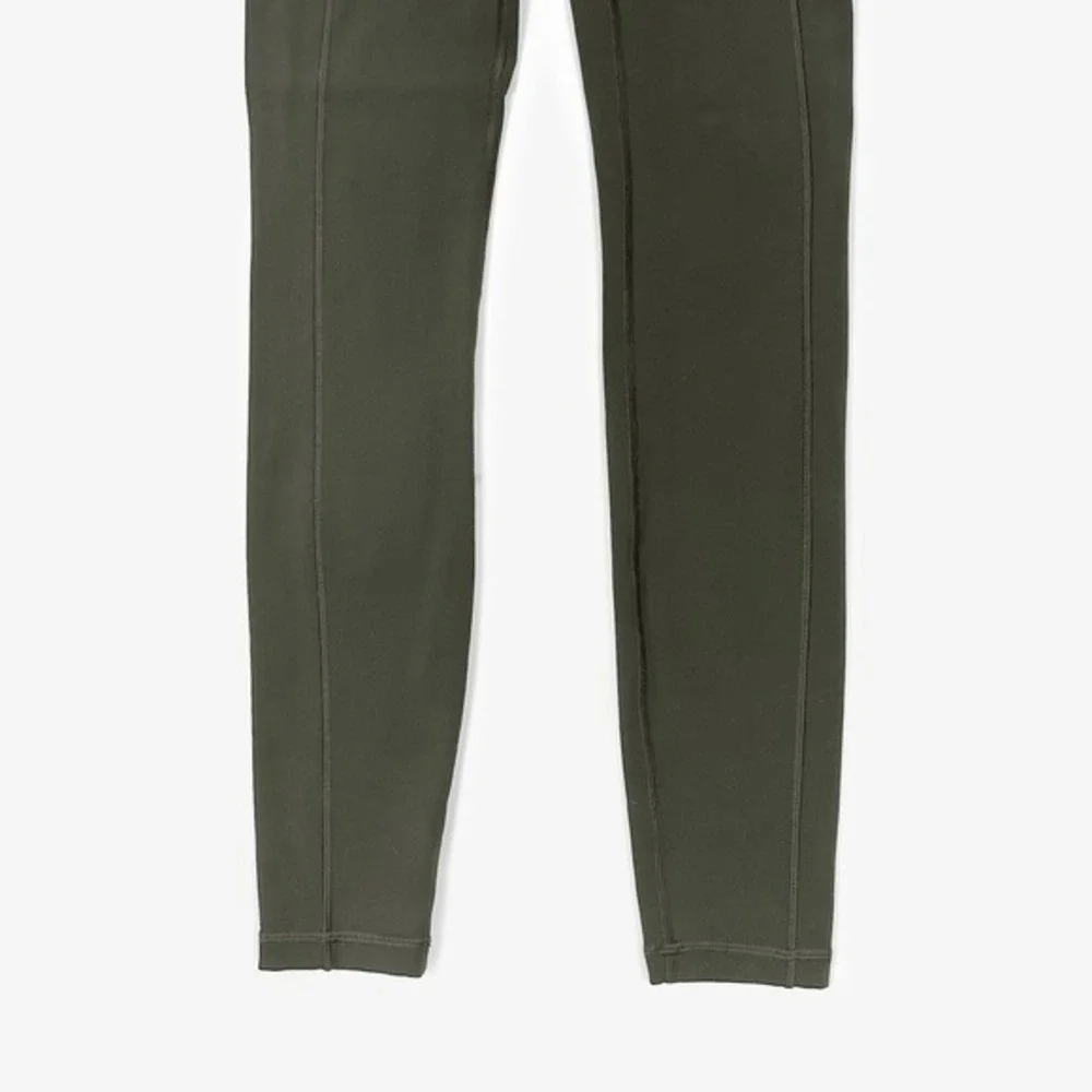 Lululemon Speed Up Tight Full-On Luxtreme 28